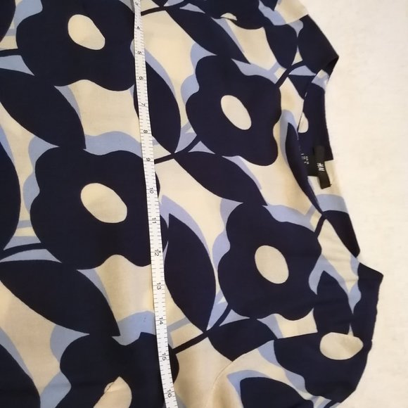 Floral navy blue blouse, H&M, size 8 - Picture 5 of 8
